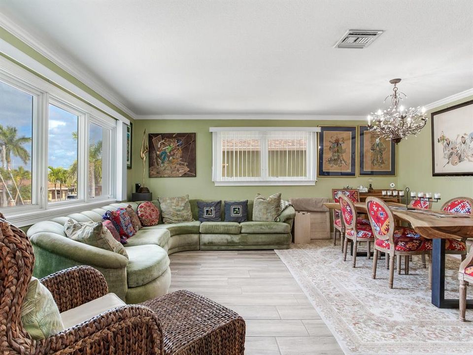 For Sale: $2,350,000 (4 beds, 3 baths, 3005 Square Feet)