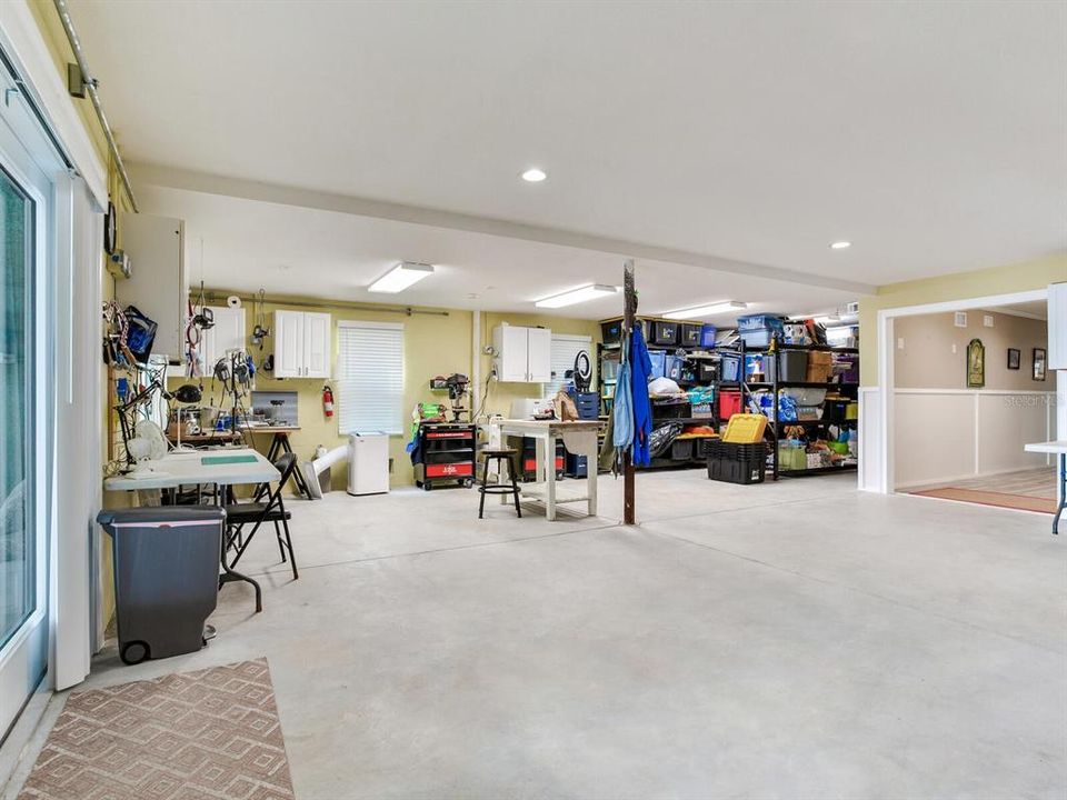 For Sale: $2,350,000 (4 beds, 3 baths, 3005 Square Feet)