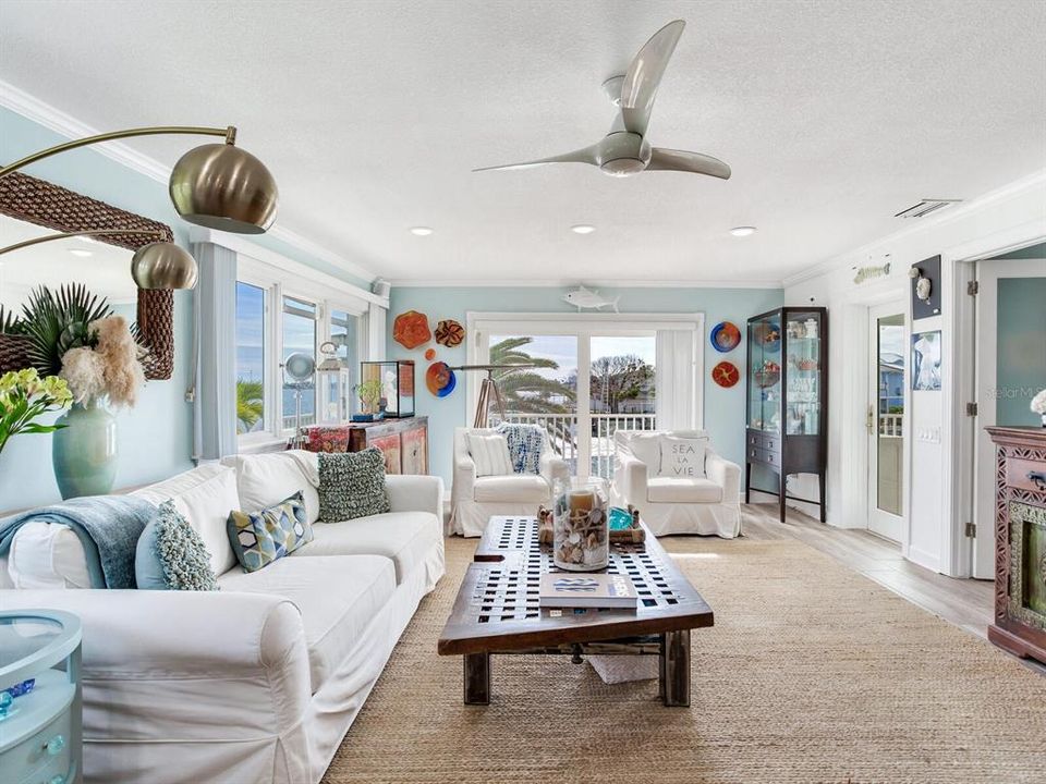 For Sale: $2,350,000 (4 beds, 3 baths, 3005 Square Feet)