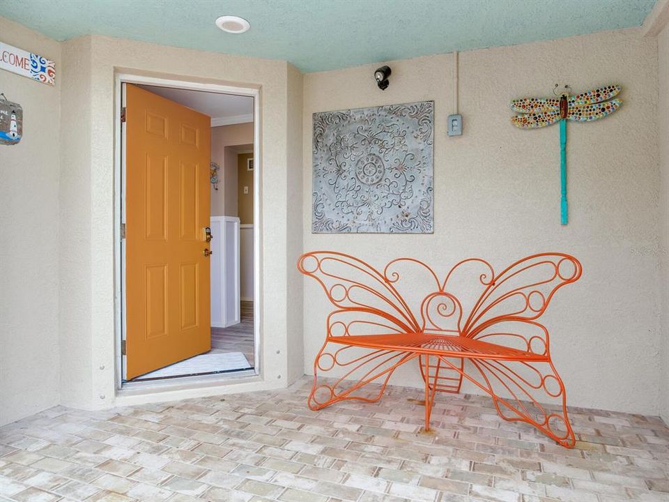 For Sale: $2,350,000 (4 beds, 3 baths, 3005 Square Feet)