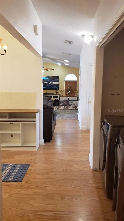 For Sale: $314,900 (2 beds, 2 baths, 1860 Square Feet)