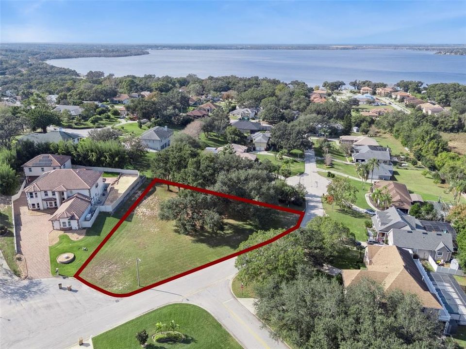 На продажу: $200,000 (0.66 acres)