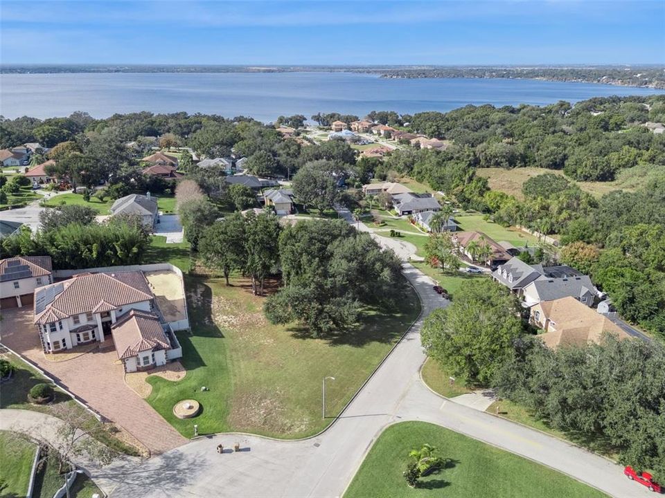 На продажу: $200,000 (0.66 acres)