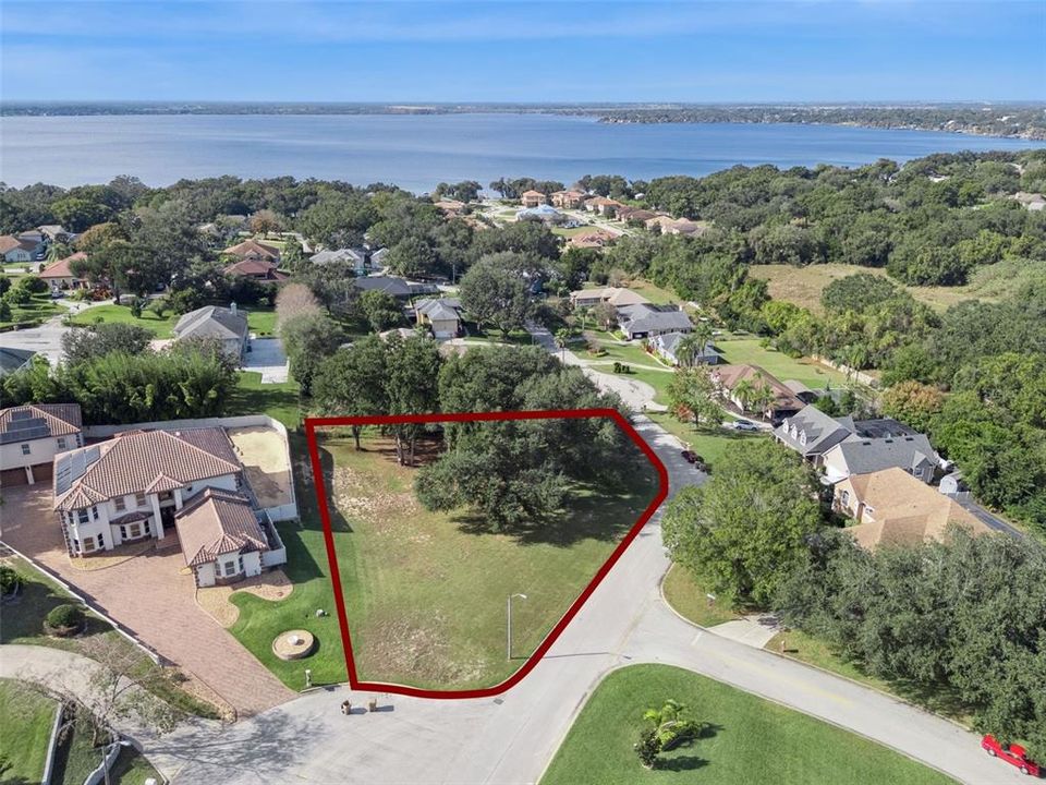 На продажу: $200,000 (0.66 acres)