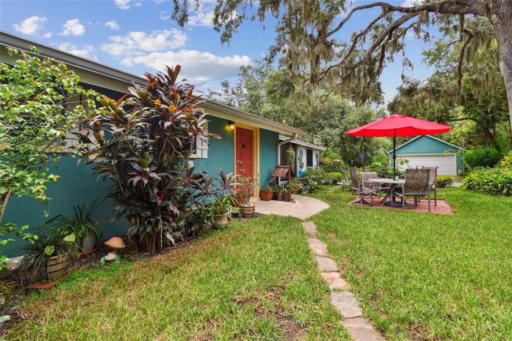 En Venta: $650,000 (4 camas, 3 baños, 1964 Pies cuadrados)