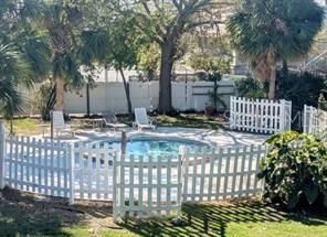 For Sale: $60,000 (1 beds, 1 baths, 276 Square Feet)