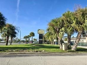 For Sale: $60,000 (1 beds, 1 baths, 276 Square Feet)