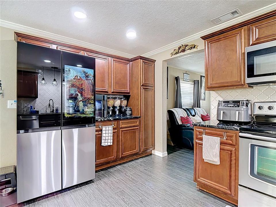 На продажу: $434,000 (3 спален, 2 ванн, 1899 Квадратных фут)