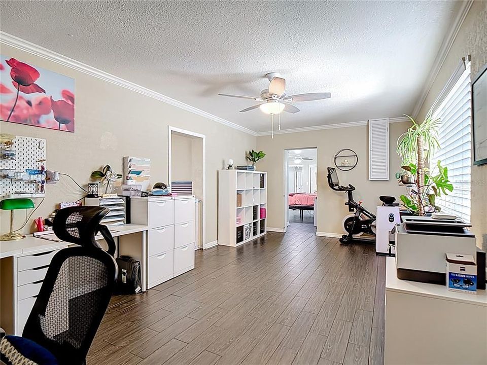 На продажу: $434,000 (3 спален, 2 ванн, 1899 Квадратных фут)