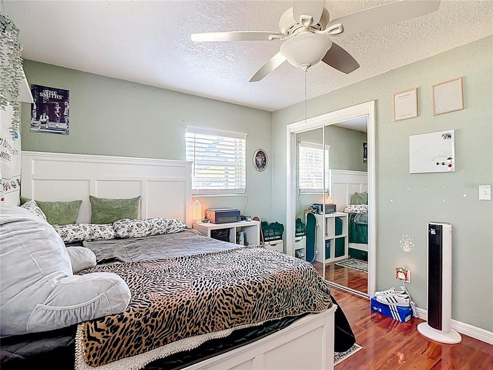 На продажу: $434,000 (3 спален, 2 ванн, 1899 Квадратных фут)