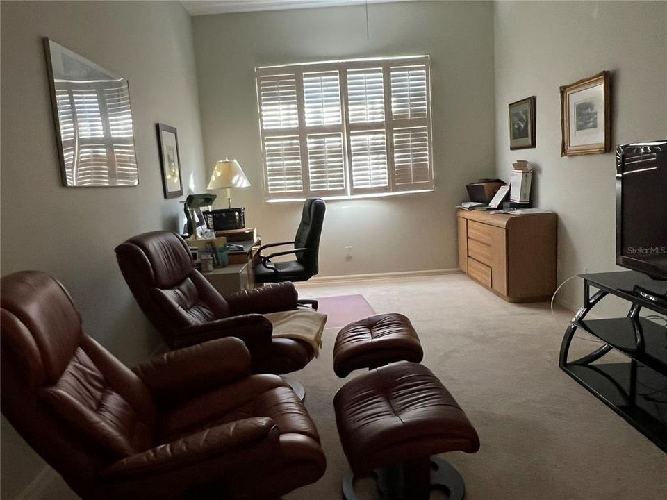 En Venta: $325,000 (2 camas, 2 baños, 1886 Pies cuadrados)