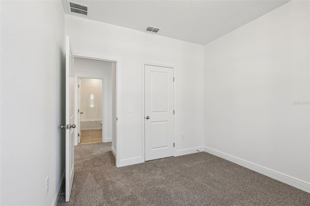 En Venta: $427,230 (4 camas, 2 baños, 2054 Pies cuadrados)