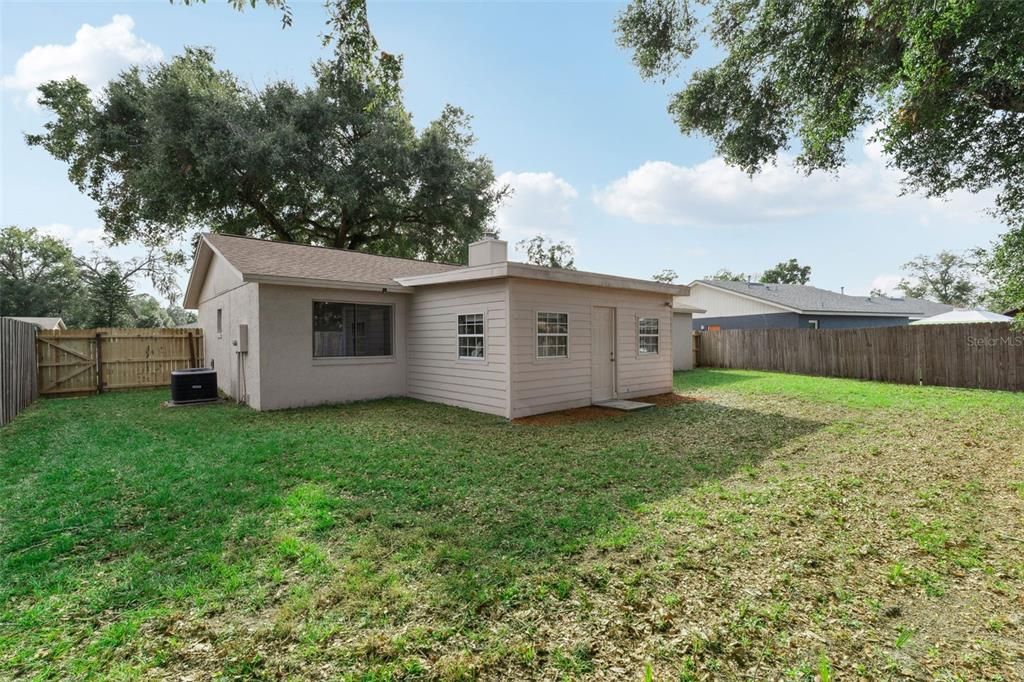 На продажу: $365,000 (3 спален, 2 ванн, 1501 Квадратных фут)