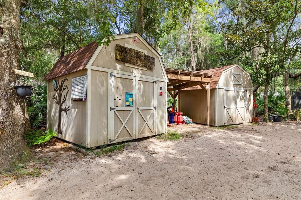 En Venta: $1,050,000 (4 camas, 3 baños, 2613 Pies cuadrados)