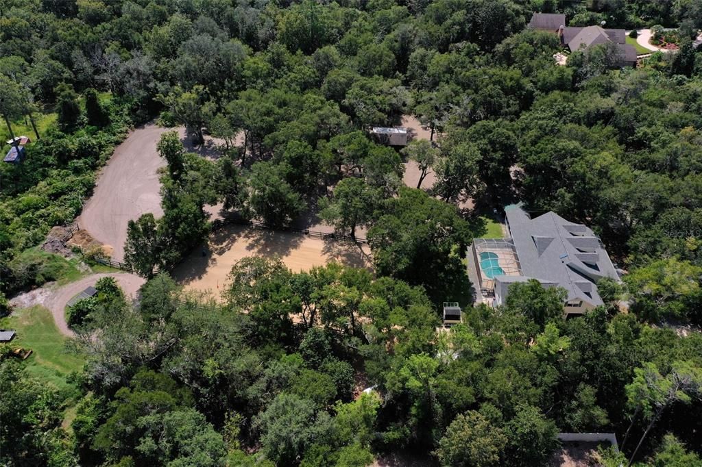 En Venta: $1,050,000 (4 camas, 3 baños, 2613 Pies cuadrados)