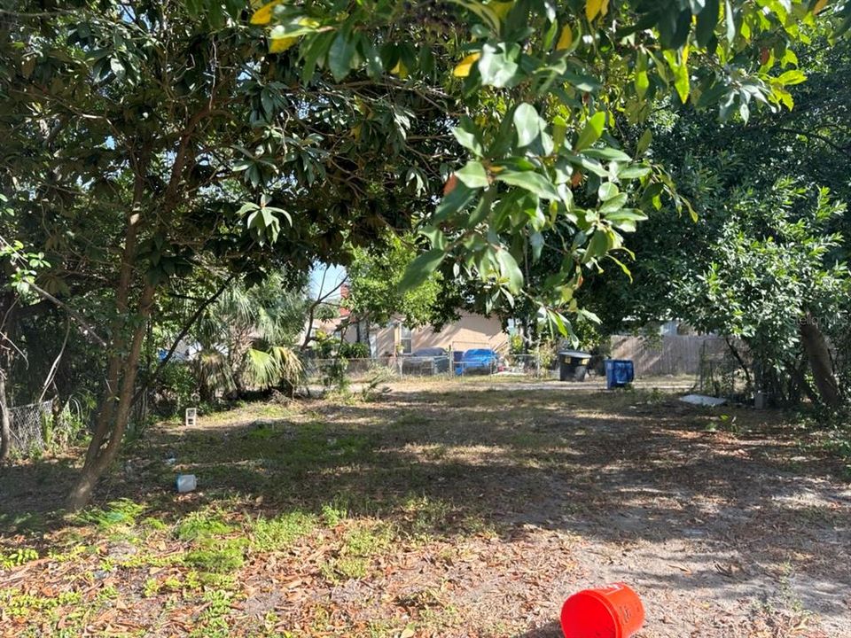 For Sale: $197,500 (2 beds, 1 baths, 675 Square Feet)