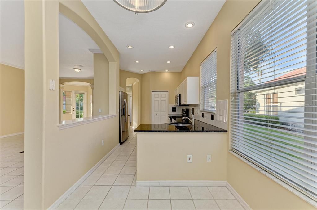 待售: $499,000 (3 贝兹, 2 浴室, 1650 平方英尺)