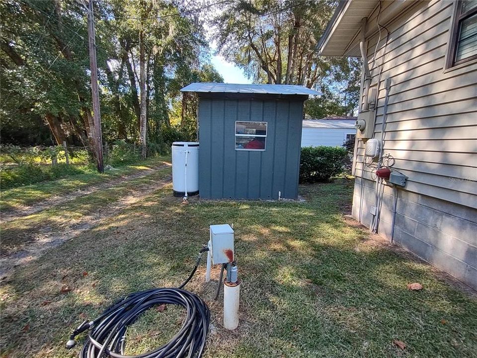 For Sale: $269,900 (3 beds, 2 baths, 1366 Square Feet)