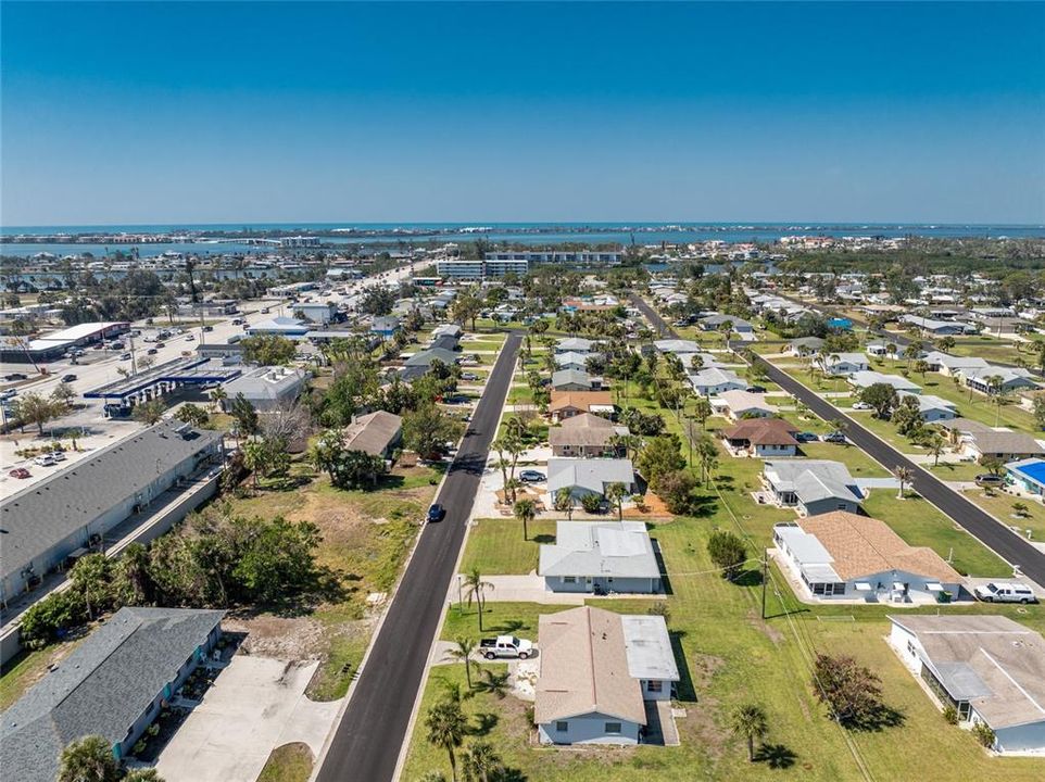 For Rent: $1,850 (2 beds, 2 baths, 1293 Square Feet)