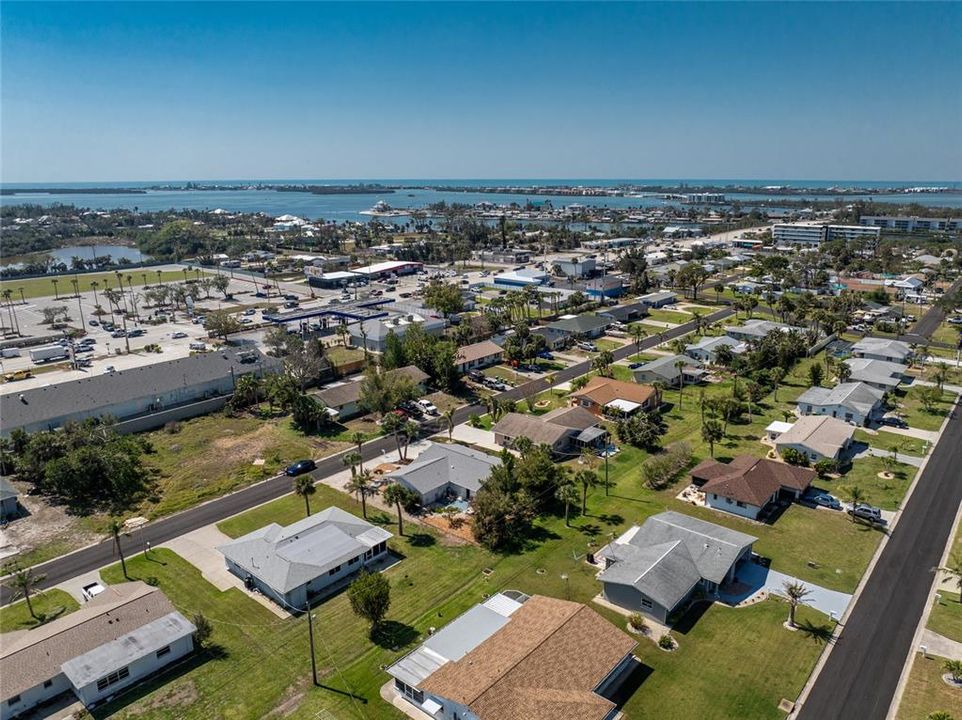 For Rent: $1,850 (2 beds, 2 baths, 1293 Square Feet)