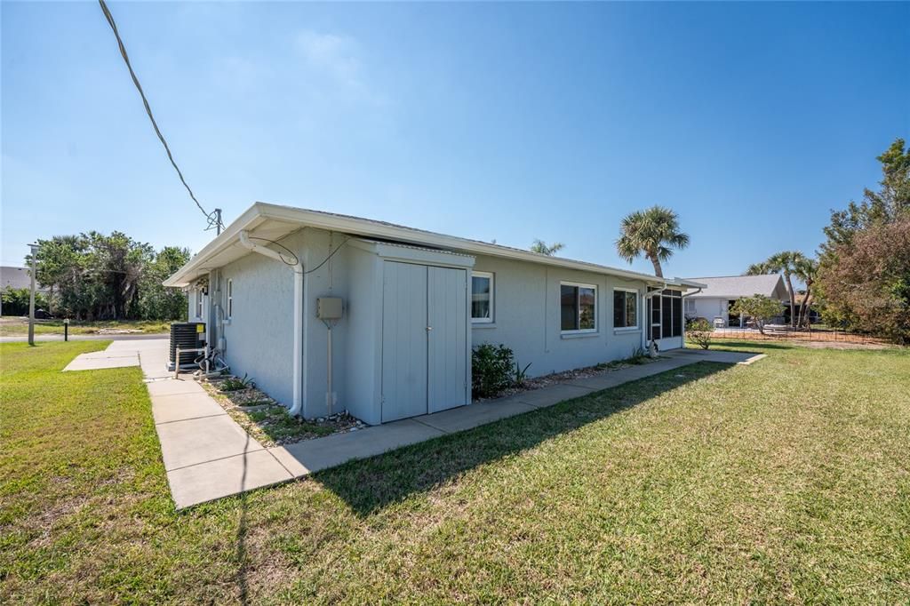 For Rent: $1,850 (2 beds, 2 baths, 1293 Square Feet)