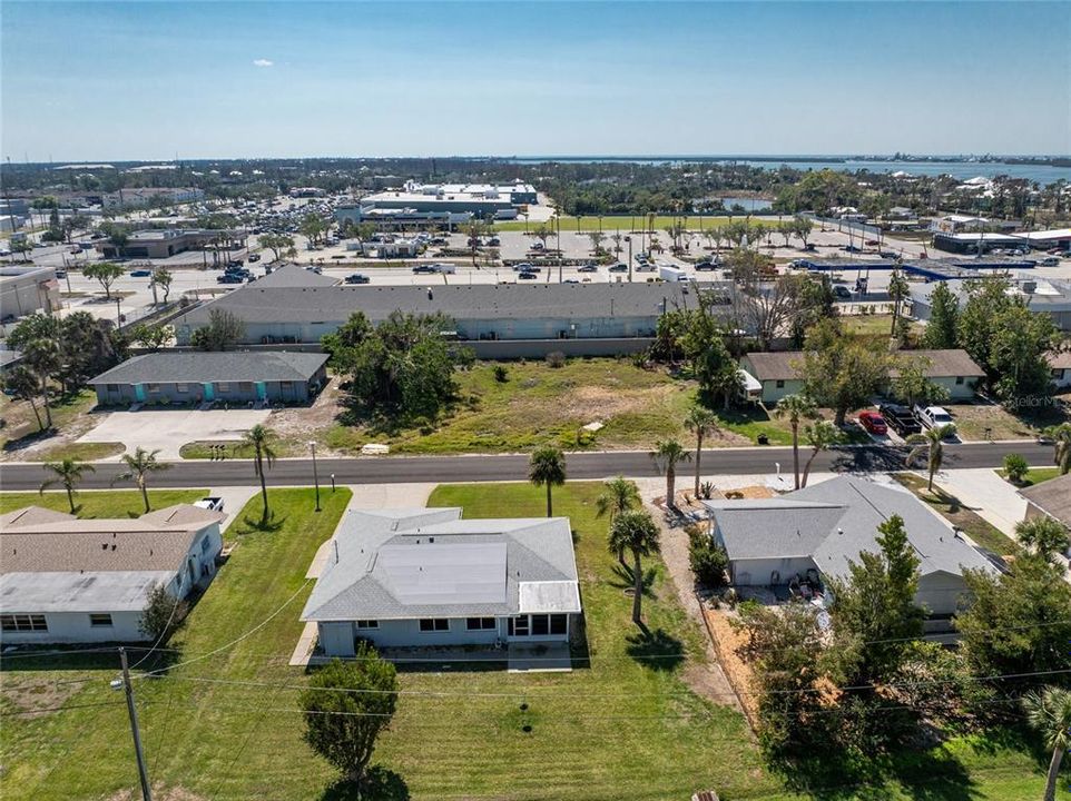 For Rent: $1,850 (2 beds, 2 baths, 1293 Square Feet)