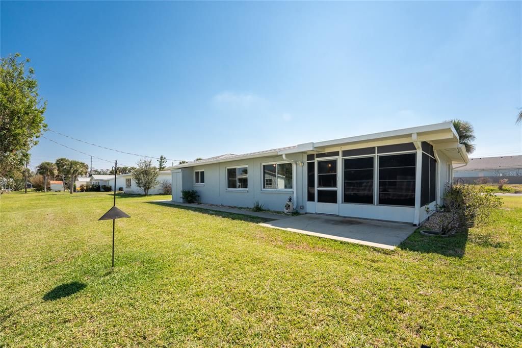 For Rent: $1,850 (2 beds, 2 baths, 1293 Square Feet)