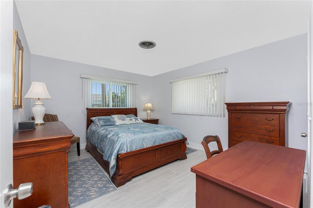 For Rent: $1,850 (2 beds, 2 baths, 1293 Square Feet)