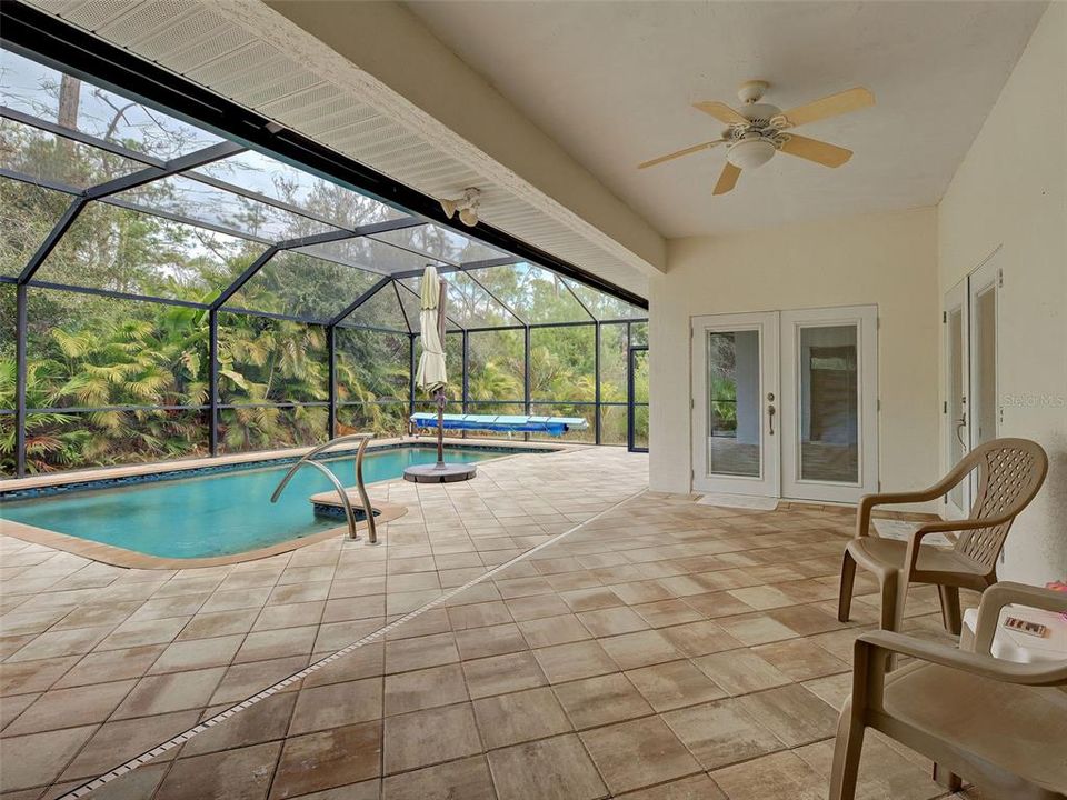 待售: $357,000 (3 贝兹, 2 浴室, 1425 平方英尺)