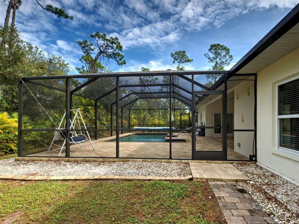 待售: $357,000 (3 贝兹, 2 浴室, 1425 平方英尺)