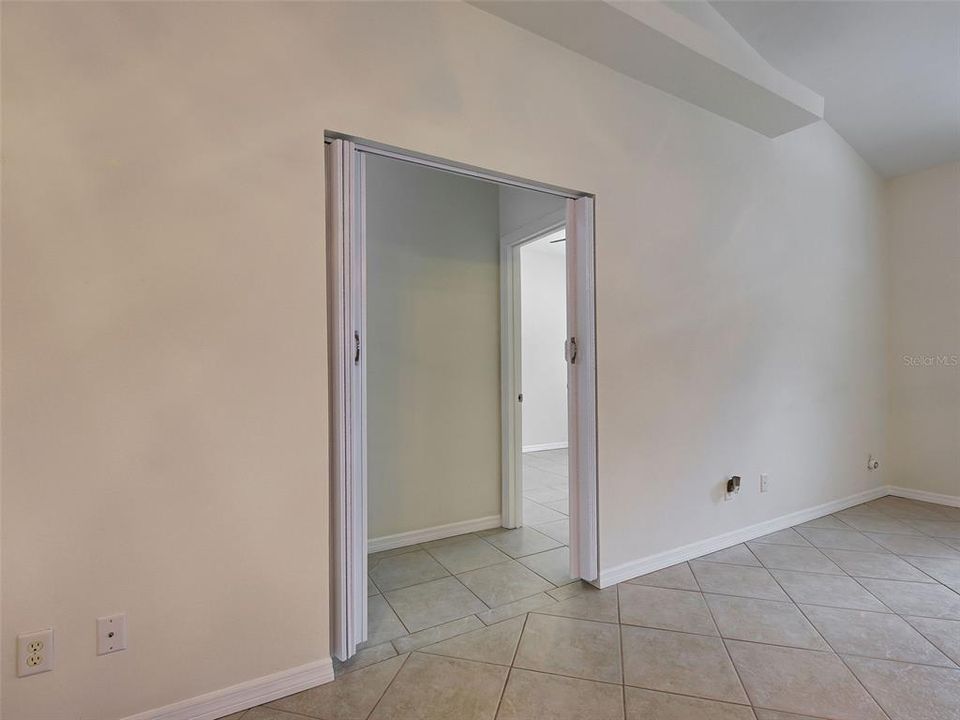 待售: $357,000 (3 贝兹, 2 浴室, 1425 平方英尺)