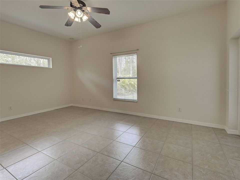 待售: $357,000 (3 贝兹, 2 浴室, 1425 平方英尺)