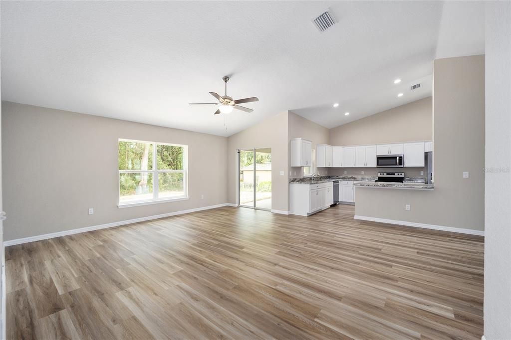 For Sale: $339,000 (3 beds, 2 baths, 1766 Square Feet)