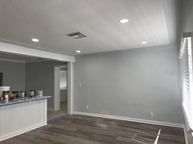 待售: $385,000 (3 贝兹, 2 浴室, 1490 平方英尺)