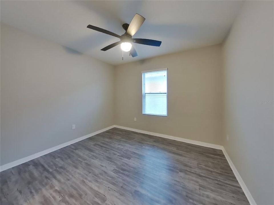 For Rent: $2,179 (4 beds, 2 baths, 1828 Square Feet)