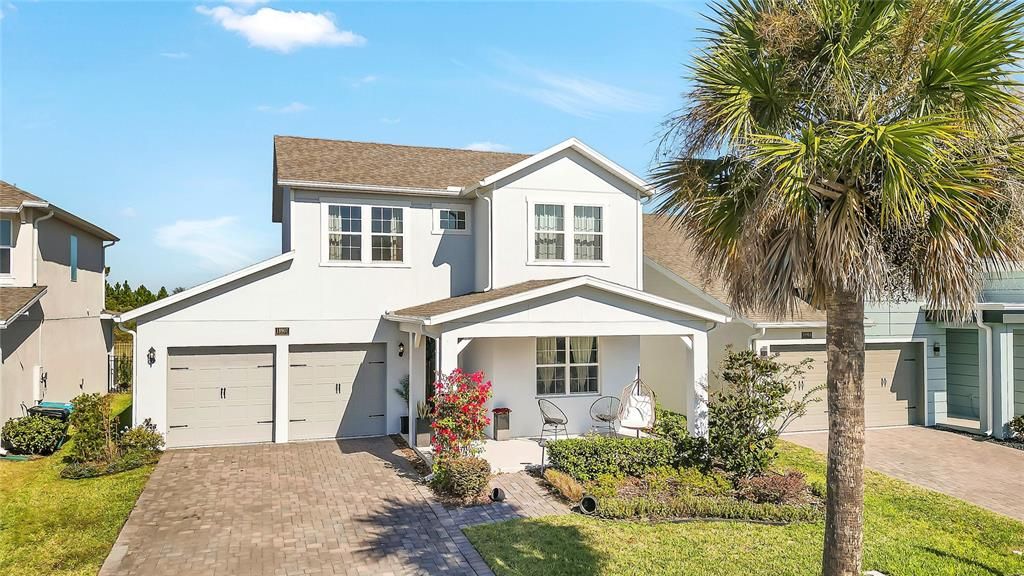 For Sale: $698,000 (3 beds, 2 baths, 2427 Square Feet)