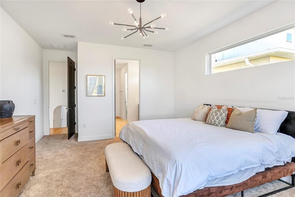 For Sale: $698,000 (3 beds, 2 baths, 2427 Square Feet)