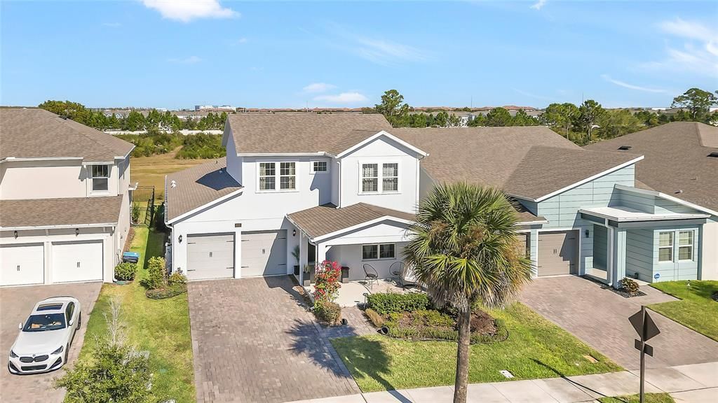 For Sale: $698,000 (3 beds, 2 baths, 2427 Square Feet)