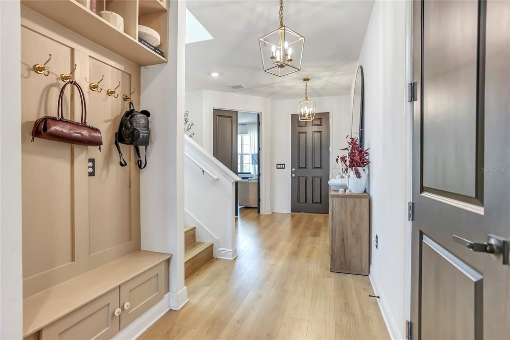 For Sale: $698,000 (3 beds, 2 baths, 2427 Square Feet)