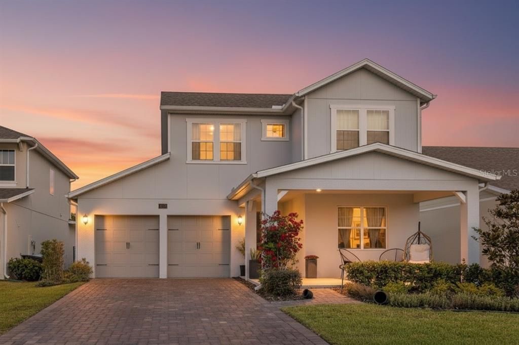 For Sale: $698,000 (3 beds, 2 baths, 2427 Square Feet)