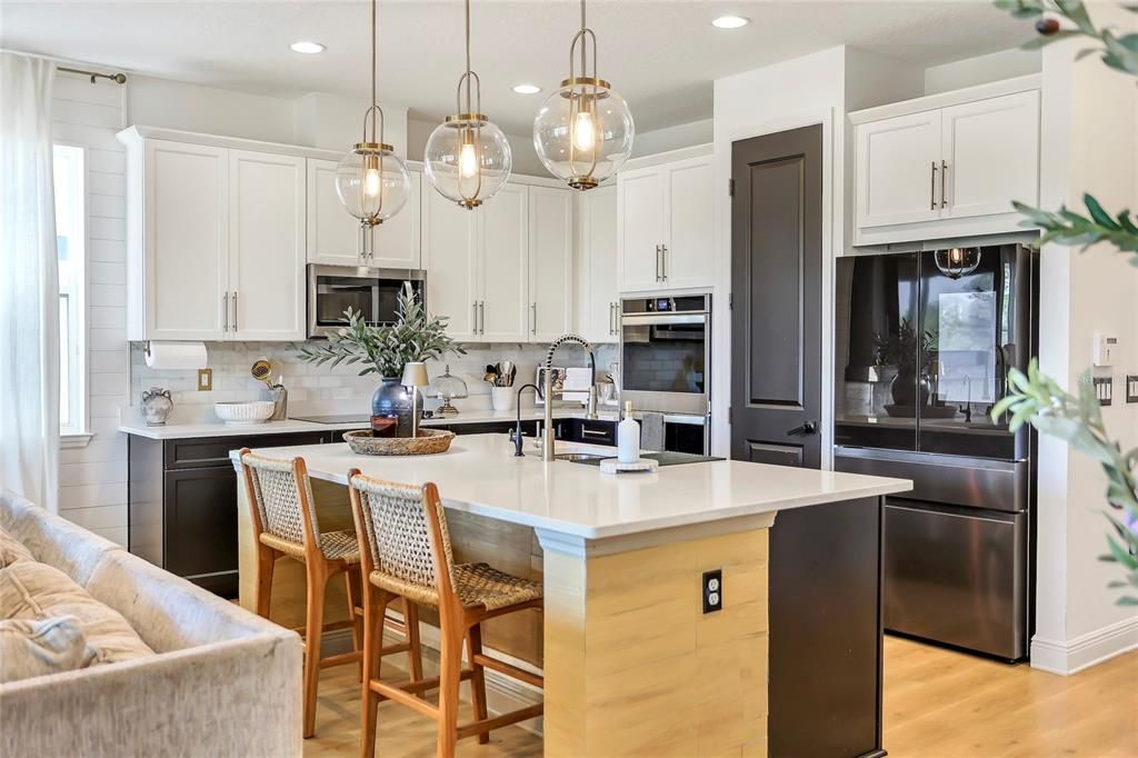 For Sale: $698,000 (3 beds, 2 baths, 2427 Square Feet)