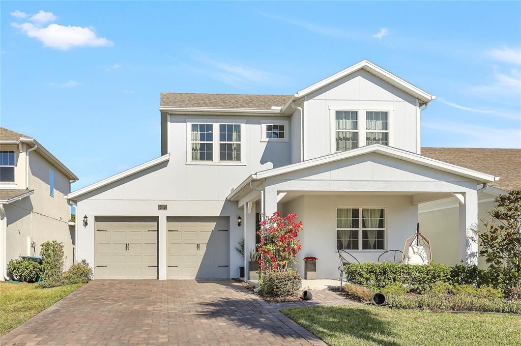 For Sale: $698,000 (3 beds, 2 baths, 2427 Square Feet)