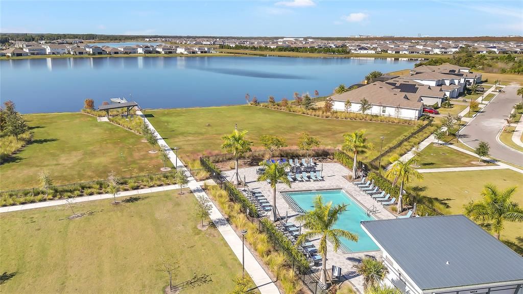 For Sale: $698,000 (3 beds, 2 baths, 2427 Square Feet)