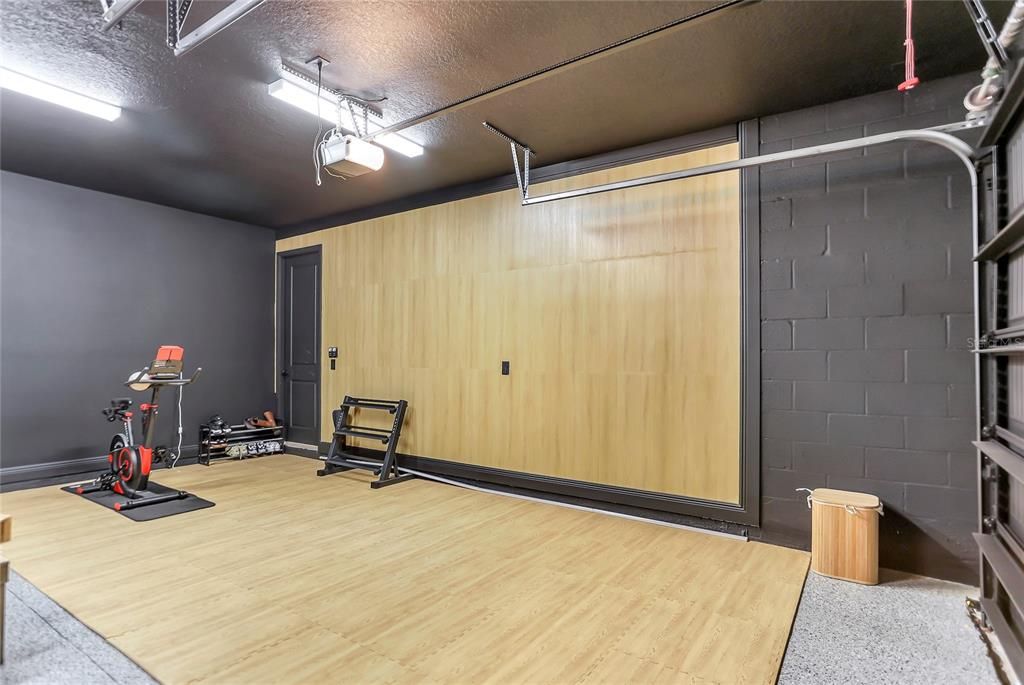 For Sale: $698,000 (3 beds, 2 baths, 2427 Square Feet)