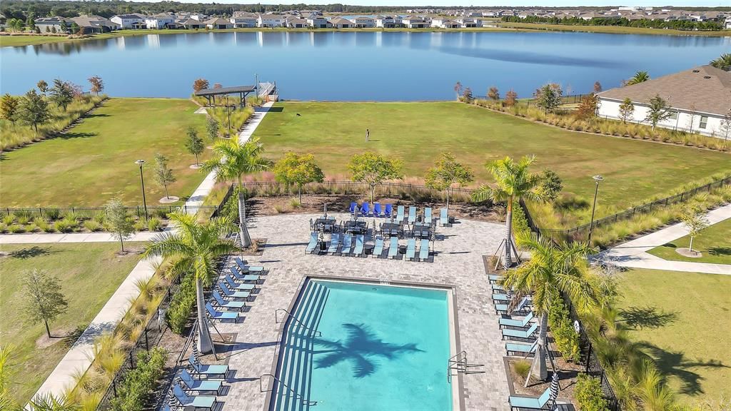 For Sale: $698,000 (3 beds, 2 baths, 2427 Square Feet)