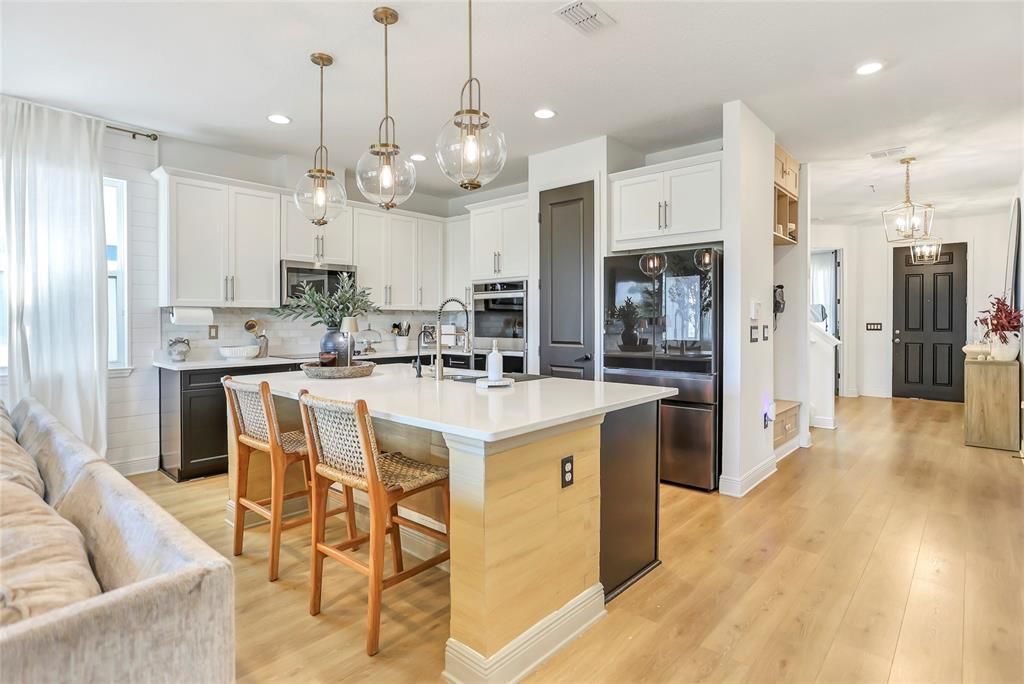 For Sale: $698,000 (3 beds, 2 baths, 2427 Square Feet)