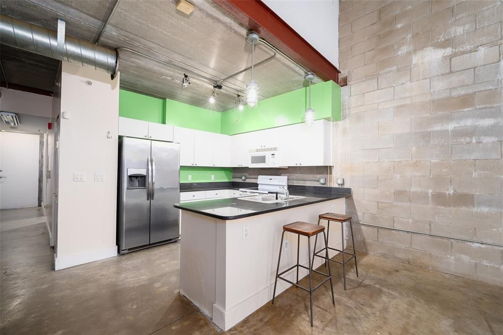 待售: $250,000 (3 贝兹, 3 浴室, 1400 平方英尺)