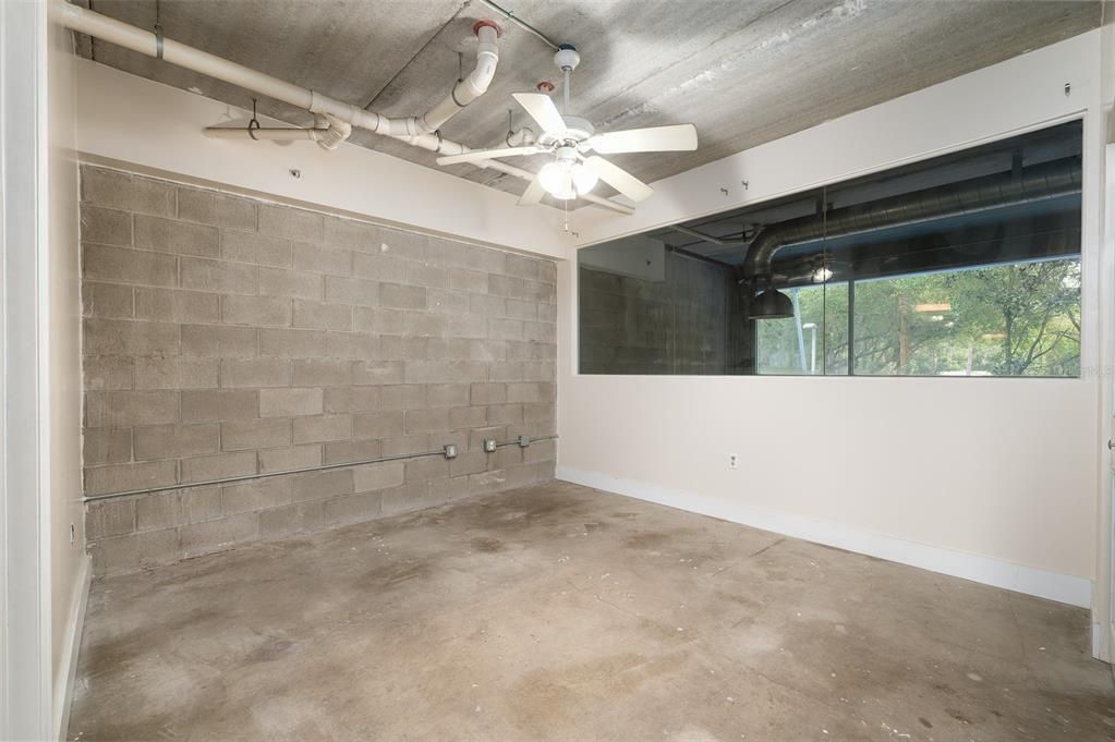 待售: $250,000 (3 贝兹, 3 浴室, 1400 平方英尺)