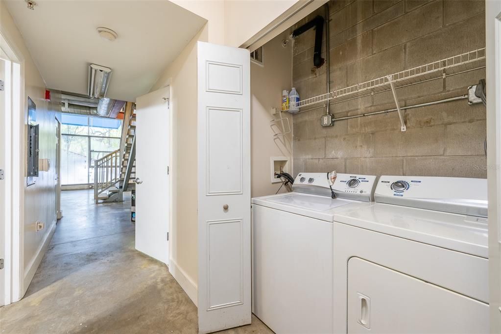 待售: $250,000 (3 贝兹, 3 浴室, 1400 平方英尺)