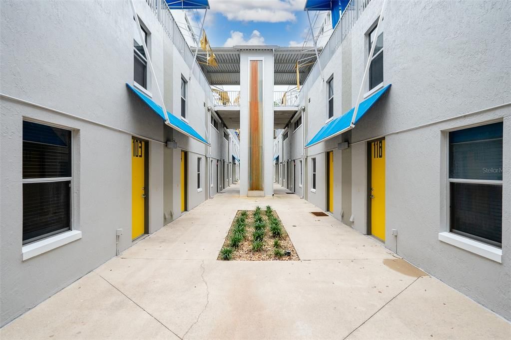 待售: $250,000 (3 贝兹, 3 浴室, 1400 平方英尺)